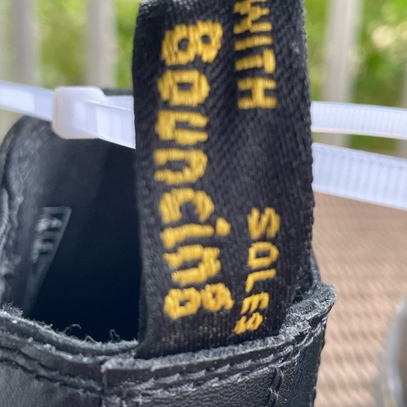 Black Leather Chelsea Boots - Picture 6 of 10